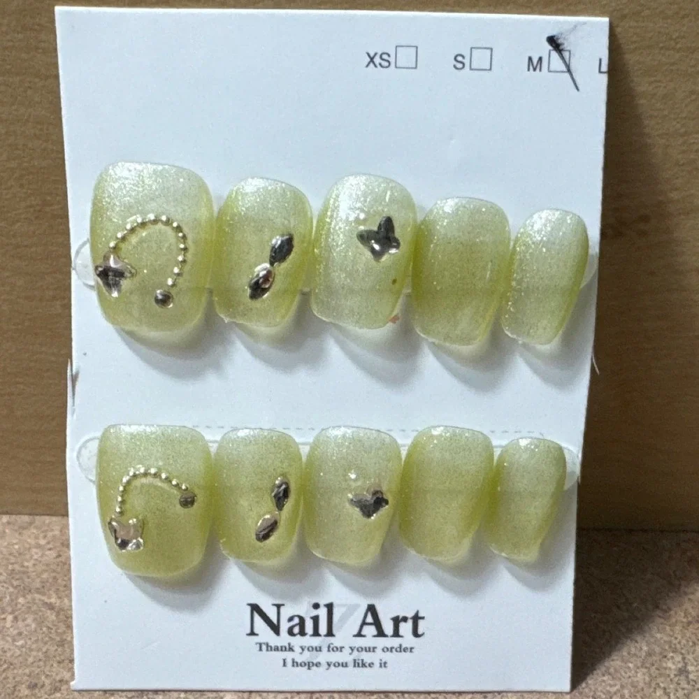 Chartreuse Green Cat Eye Press On Nails Medium Square Butterfly 3D‎ Nail Art Set
